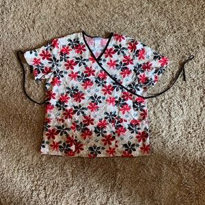 🌹 SB Scrubs Top Size L